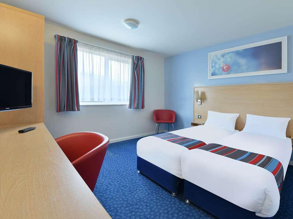 Travelodge Swansea M4 Chambre photo